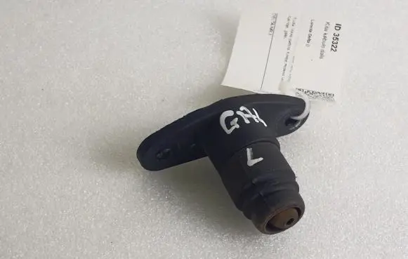 Lancia Delta Tailgate/trunk/boot lid buffer 