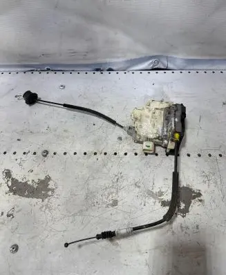 Audi A4 S4 B8 8K Rear door lock 70L08