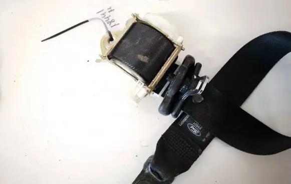Ford Focus Front seatbelt 4m51a61294ak 4m51-a61294-ak