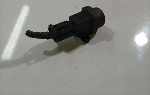 KIA Sorento Fuel cut-off switch 9598026000