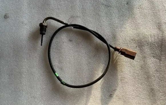 Volkswagen Sharan Exhaust gas temperature sensor 03L906088ER