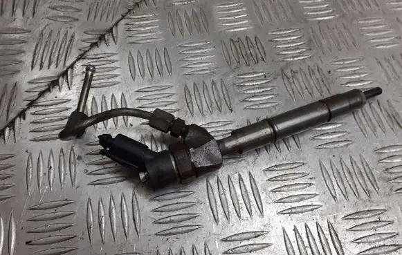 Mercedes-Benz A W168 Fuel injectors set A6680700987