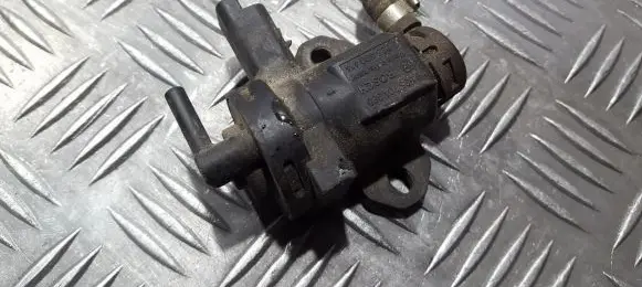 Peugeot 607 Turbo solenoid valve 9635704380