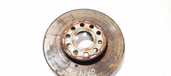 Volkswagen Golf Plus Front brake disc ventiliuojamas