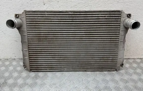 Toyota Avensis T250 Intercooler radiator JD1271002220 179400R010