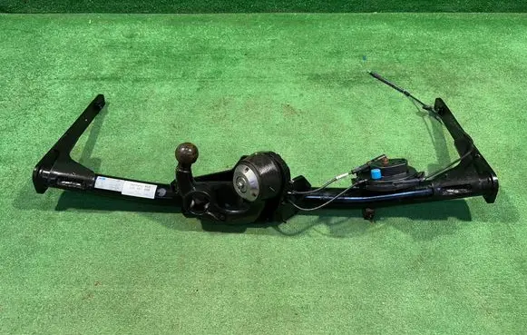 Volkswagen Golf VII Tow bar 5G0803880