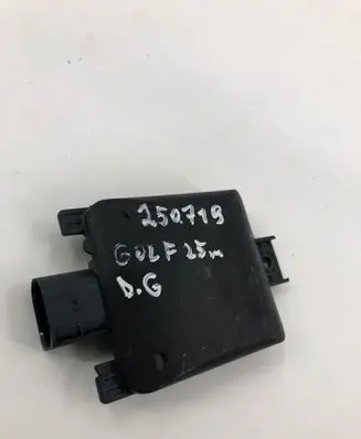 Volkswagen Golf VIII Blind spot module 2q0907686h