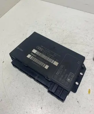 Audi A4 S4 B6 8E 8H Comfort/convenience module 8E0959433BC 00988580 00002731B5