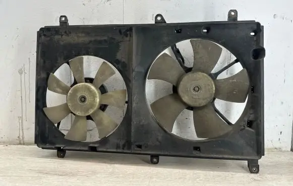 Mitsubishi Grandis Electric radiator cooling fan