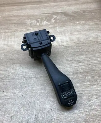 BMW 5 E39 Wiper control stalk 8375407 01204010