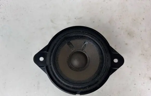 Audi A4 S4 B8 8K Front door speaker 8T0035416