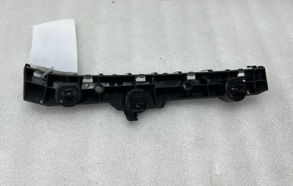 Nissan Leaf II (ZE1) Front bumper mounting bracket 622255SK0A