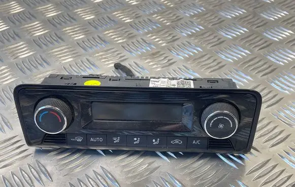 Skoda Fabia Mk3 (NJ) Climate control unit 6V0907044C