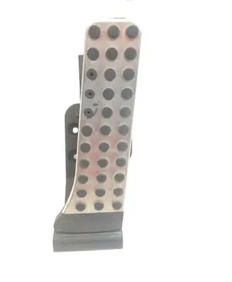 Mercedes-Benz C W204 Accelerator throttle pedal A2043000204 A2043000182