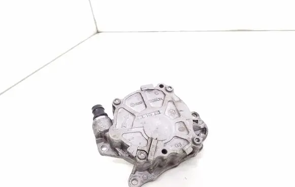 Volkswagen PASSAT B7 Vacuum pump 03L145100F