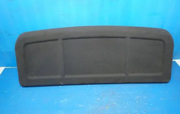 Parcel shelf