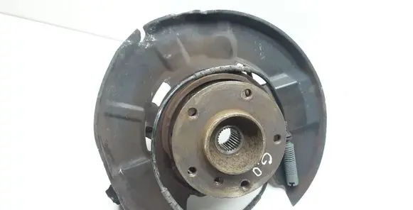 BMW 1 E81 E87 Rear wheel hub spindle/knuckle 