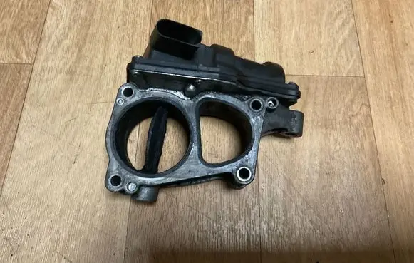 Volkswagen Touareg II Throttle valve 059129593H