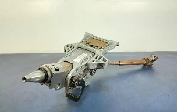 Volvo V50 Steering wheel axle P30741161