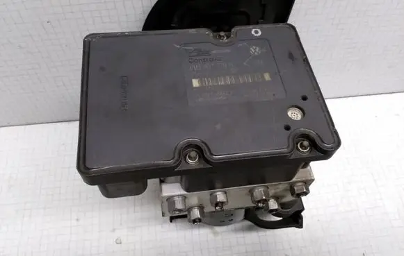 Volkswagen Sharan ABS Pump 7M3907379H 7M3614111R 5WK84131
