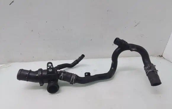 Mercedes-Benz B W245 Engine coolant pipe/hose A6402001452