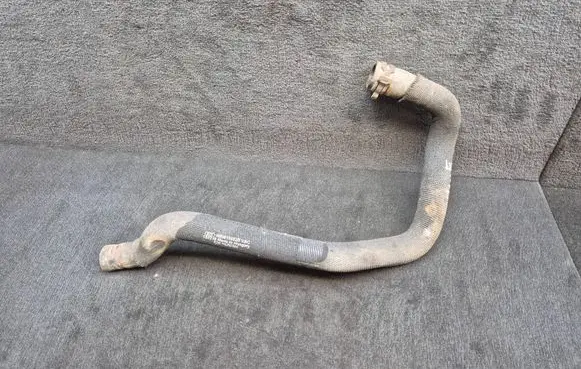 Audi Q7 4M Engine coolant pipe/hose 4M0819552B