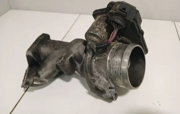 Audi A6 S6 C6 4F Throttle valve
