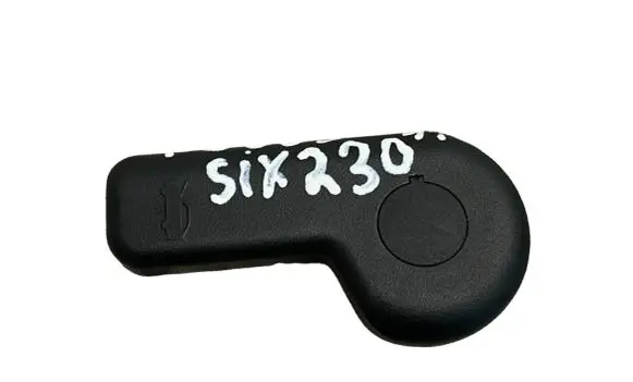 Engine bonnet (hood) release handle