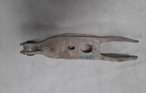 Audi Q7 4M Rear control arm