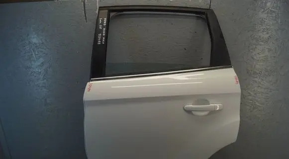 Ford Kuga I Rear door