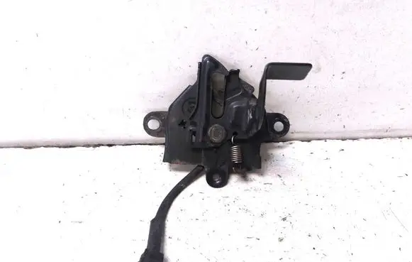Lexus RX 450H Engine bonnet (hood) release handle
