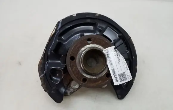 Mercedes-Benz B W246 W242 Rear wheel hub