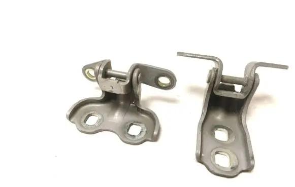 Opel Mokka Front door upper hinge 13577116