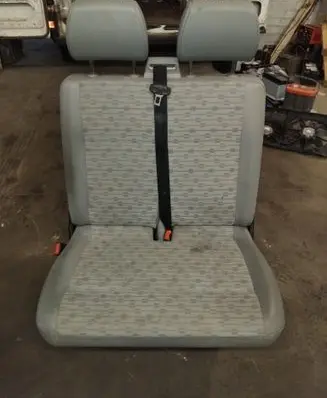 Volkswagen Transporter - Caravelle T5 Front double seat NOCODE
