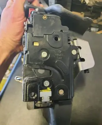 Audi A4 S4 B6 8E 8H Rear door lock 8e0839350