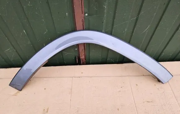Mercedes-Benz GLS X167 Front arch trim A1678842200