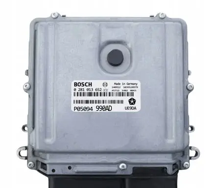 Chrysler Pacifica Engine control unit/module 0281013652