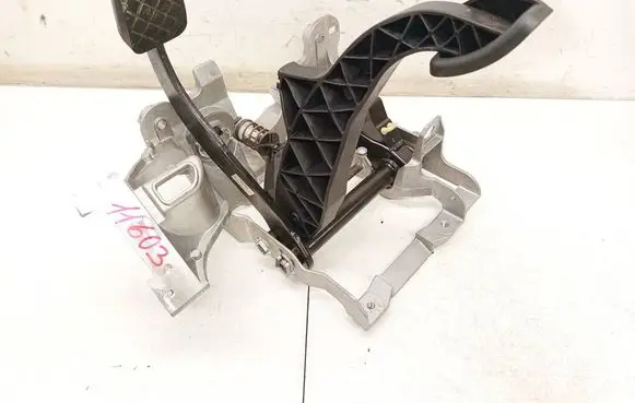 Audi A4 S4 B8 8K Brake pedal 8K2721316A