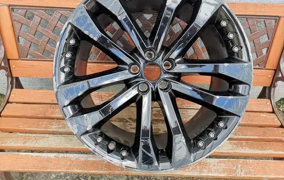 Jaguar F-Type R20 alloy rim 