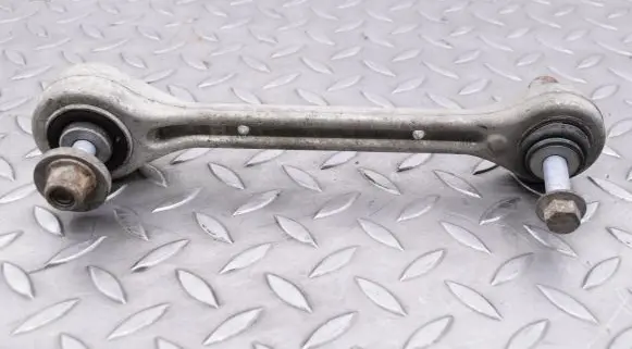 Aston Martin DB11 Rear upper control arm/wishbone 5K743 V0890
