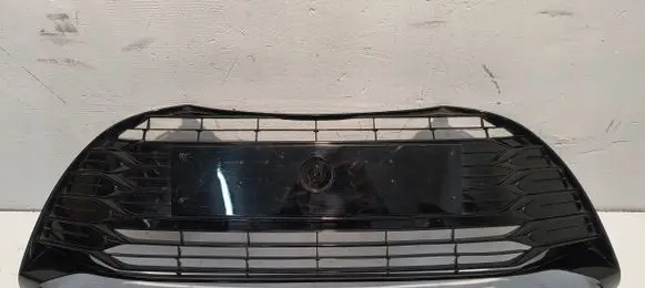 Toyota Yaris Front bumper lower grill 53102-0D130