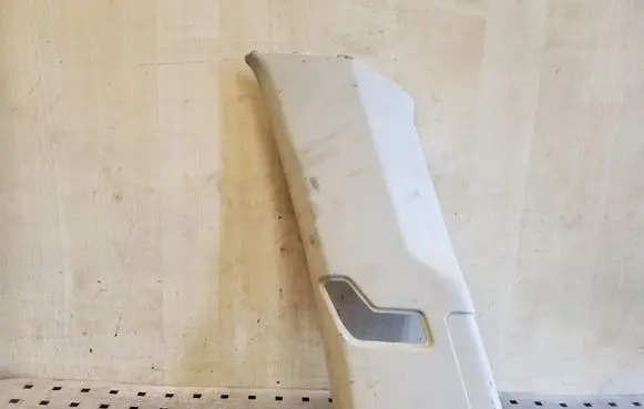 Volvo XC90 (C) pillar trim