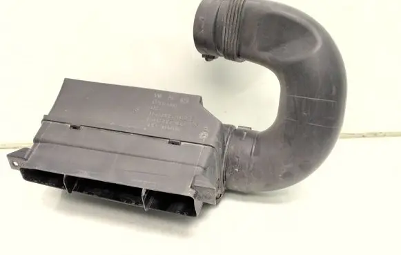 Skoda Superb B6 (3T) Air intake duct part 1K0805962 1Q0805962 1K0129618BQ