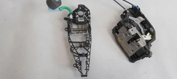 BMW X3 G01 Loading door lock 728194001