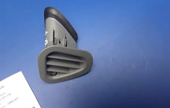 Mercedes-Benz ML W164 Dashboard air vent grill cover trim A1648301454