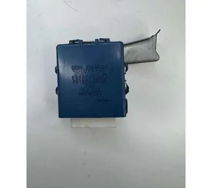 Toyota Yaris Door control unit/module 8598052051 0515003580