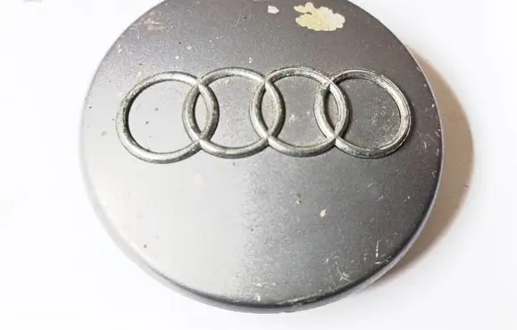 Audi A4 S4 B5 8D Original wheel cap 8D0601170