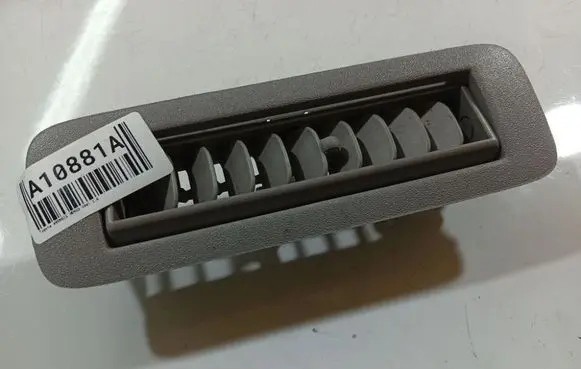 Toyota Avensis Verso Dash center air vent grill 6298544010