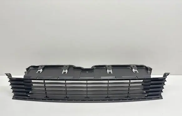 Toyota Prius+ (ZVW40) Front grill 5311247050