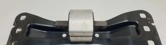 Mercedes-Benz CLK A209 C209 Gearbox mounting bracket A2032420501